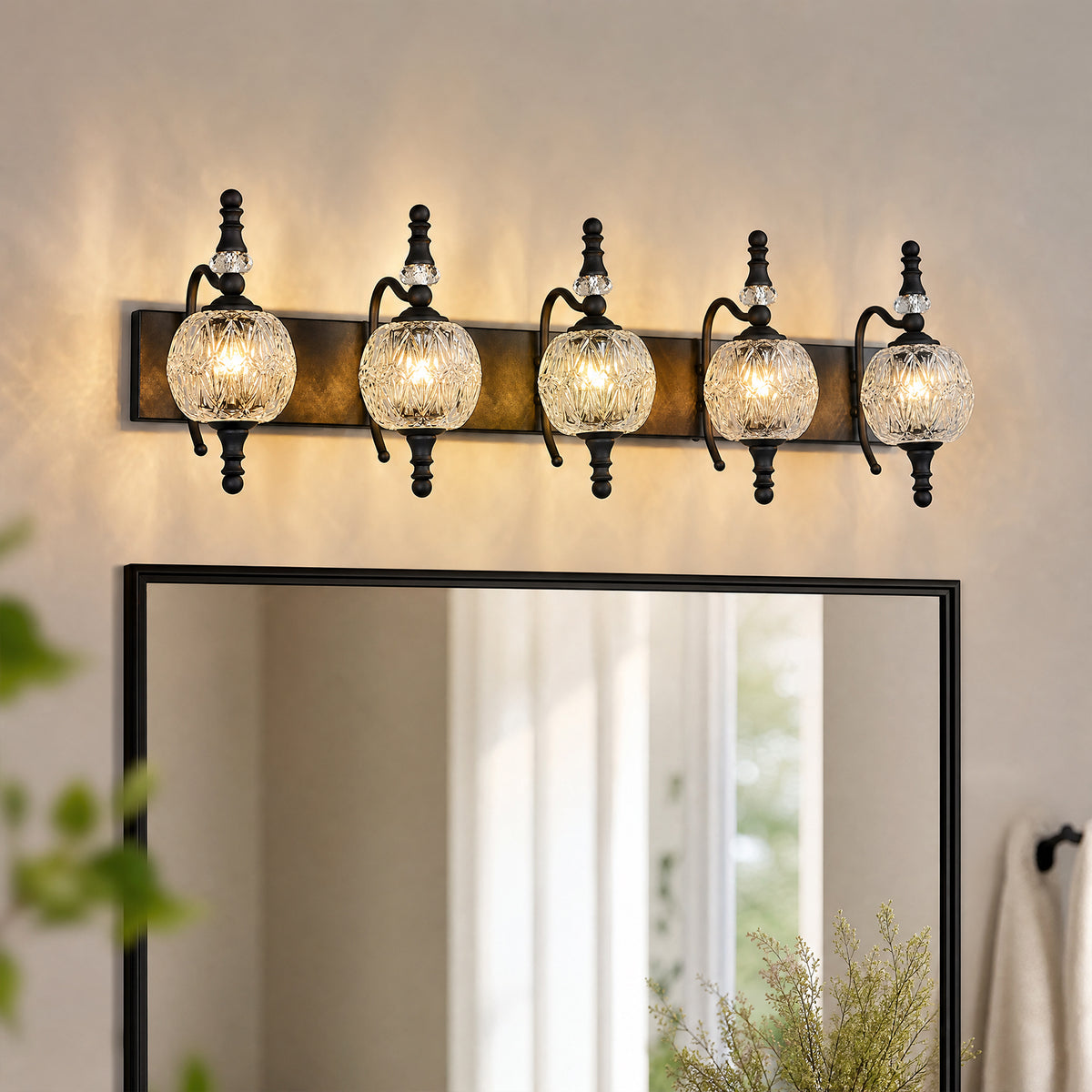 Classic Vintage Round Textured Glass Bathroom Vanity Light