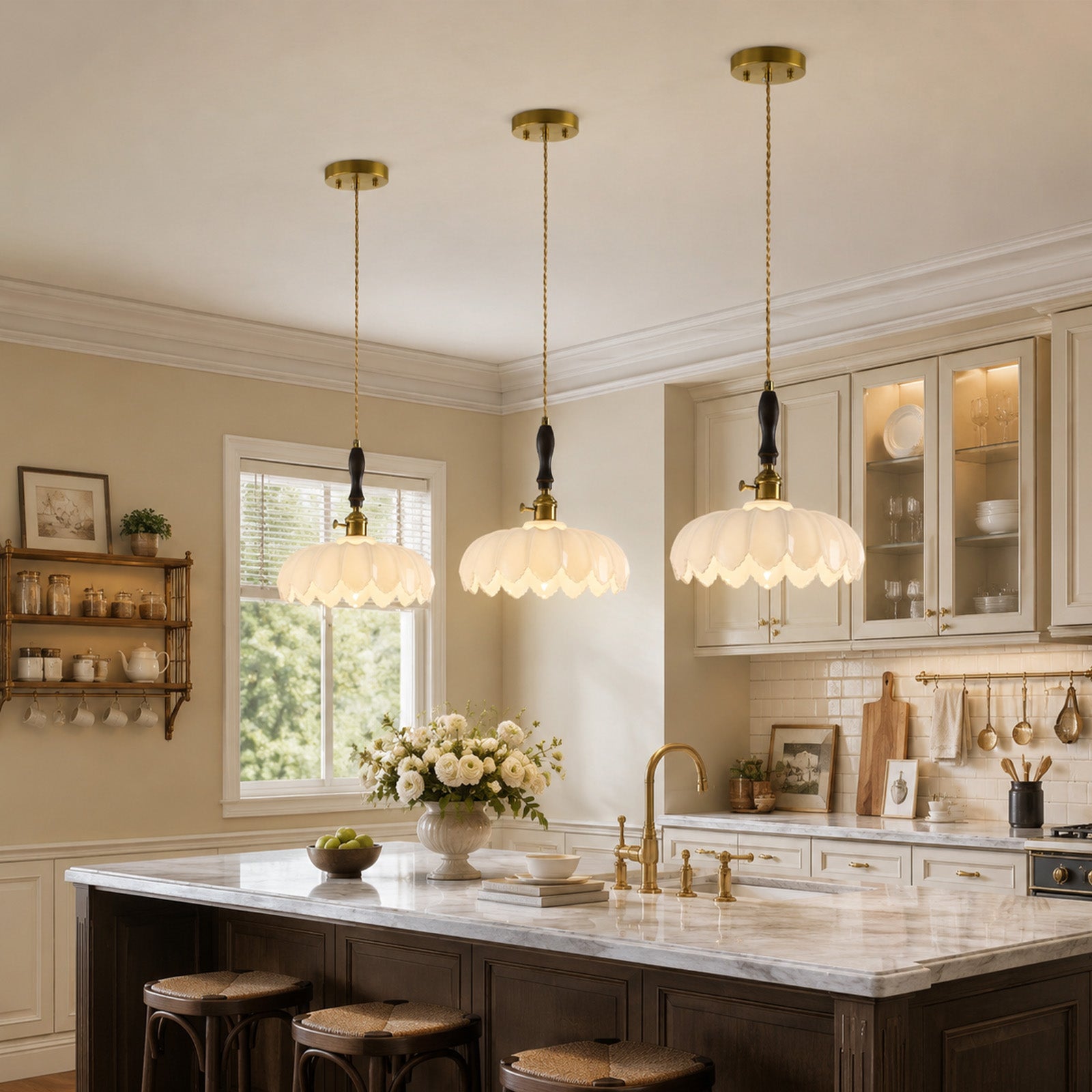 Retro Scalloped Petal Glass Hanging Pendant Light