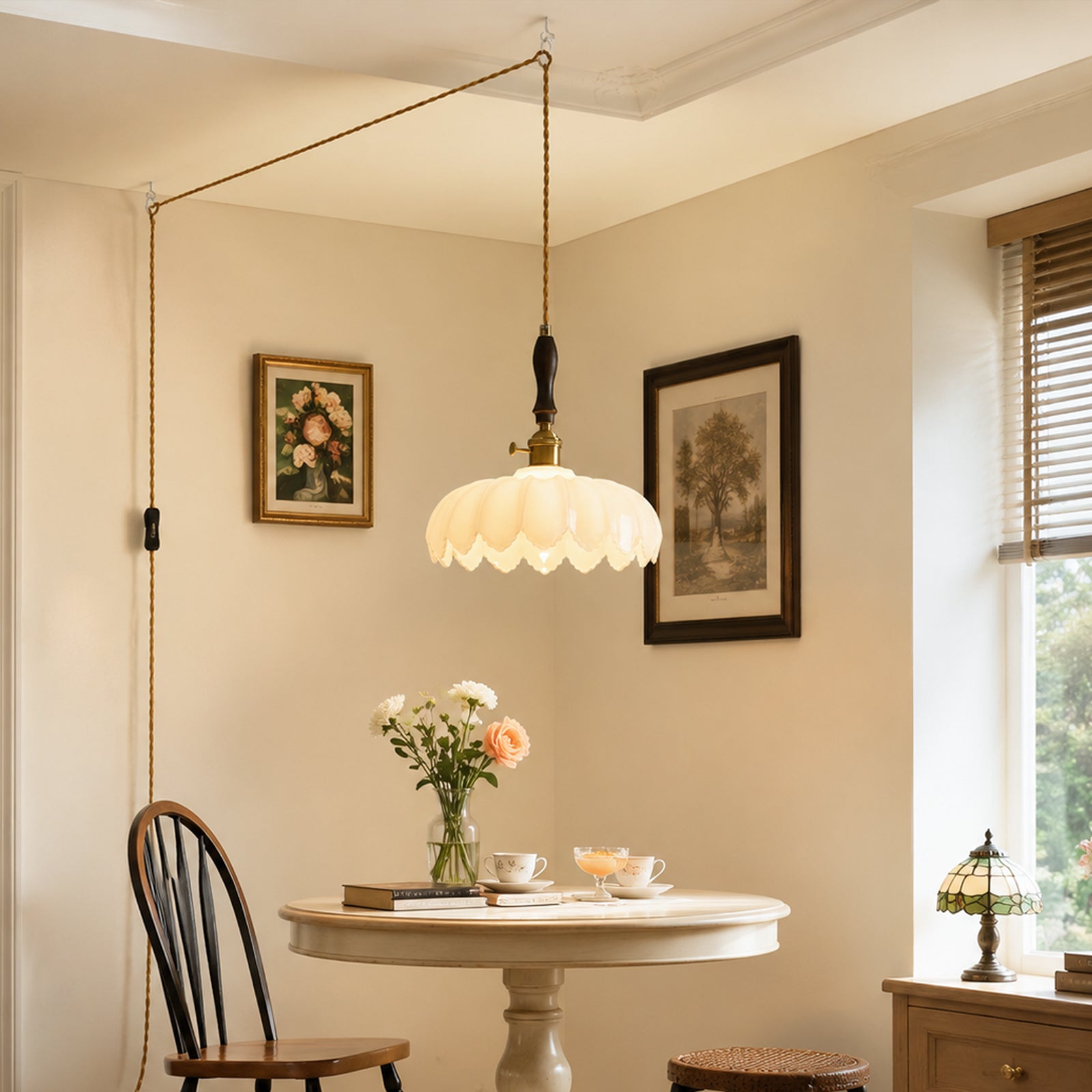 Retro Scalloped Petal Glass Hanging Pendant Light